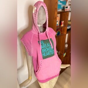 Freecity Superyumm Pink Embellished Sleeveless Hoodie w/ Graphic Print. Size 00